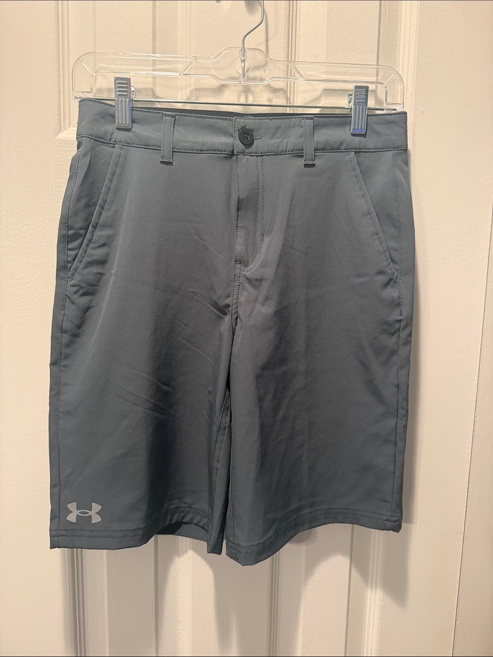 Under Armour Youth Gray Athletic Golf Shorts